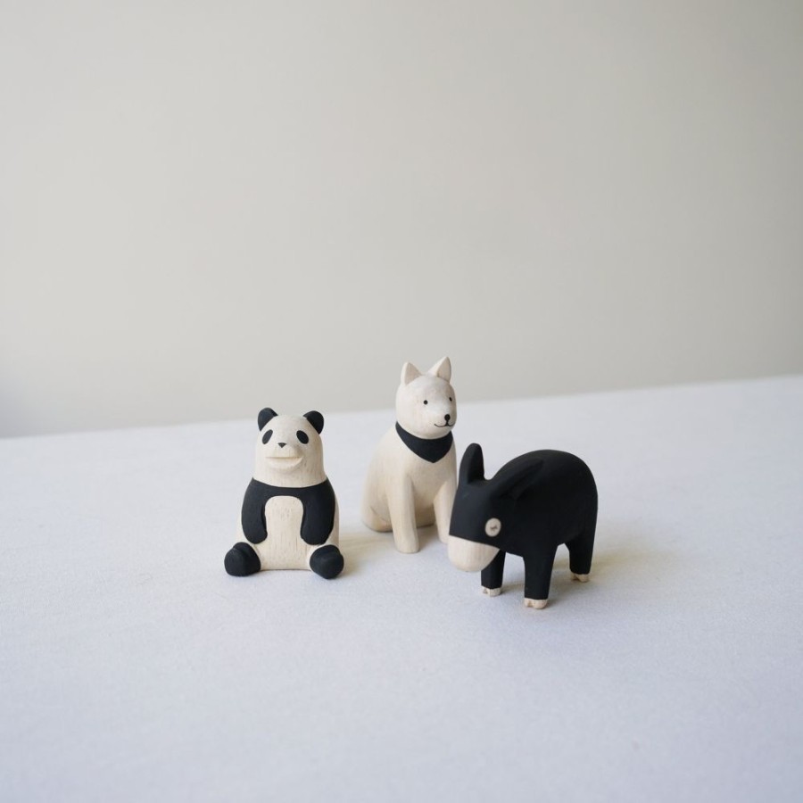 Lifestyle HUNTER JONES | T-Lab Hand Carved Animals